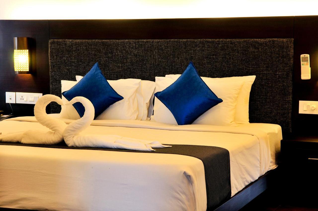 Copper Folia Hotel Calicut Eksteriør billede