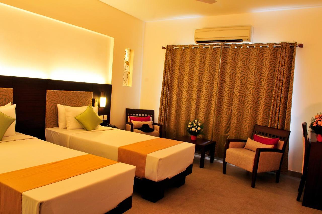 Copper Folia Hotel Calicut Eksteriør billede