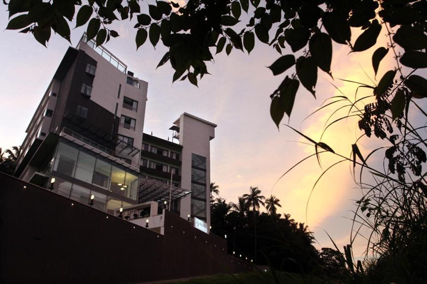 Copper Folia Hotel Calicut Eksteriør billede