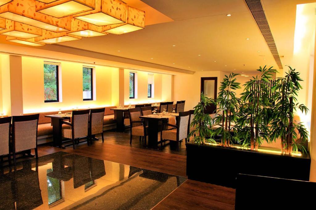 Copper Folia Hotel Calicut Eksteriør billede