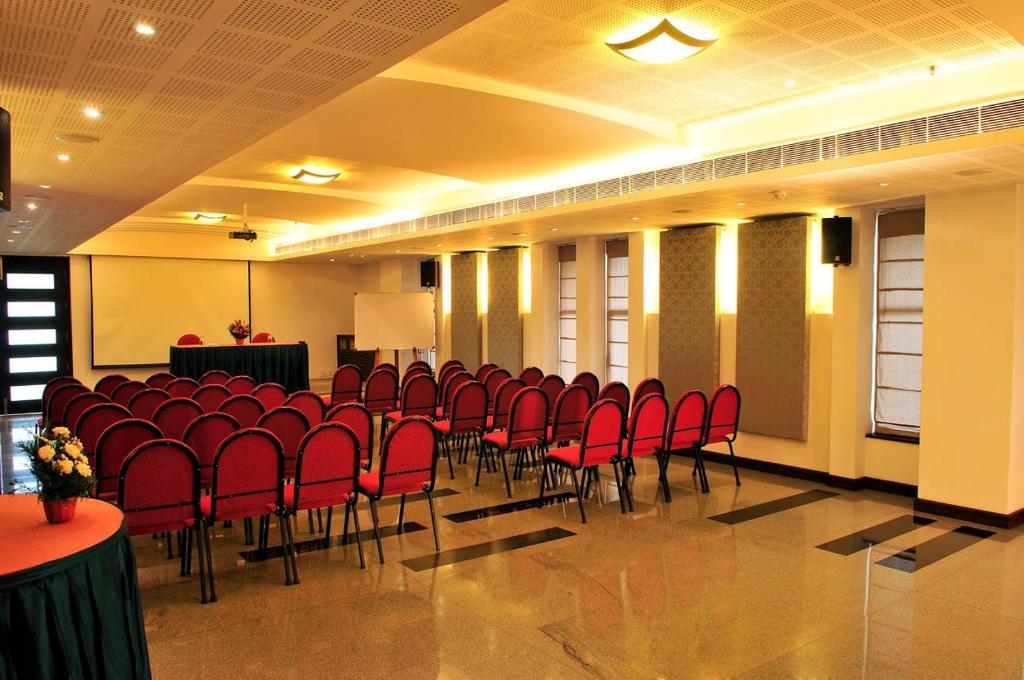 Copper Folia Hotel Calicut Eksteriør billede