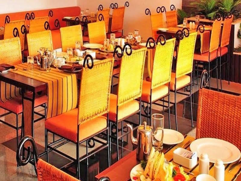 Copper Folia Hotel Calicut Eksteriør billede